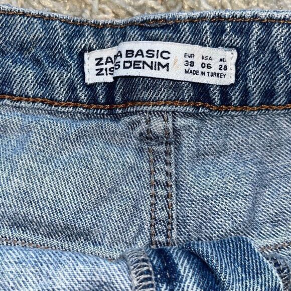 Zara Basic Jean Shorts Womens 6 Distressed Floral Raw Hem High Rise Denim Blue - Picture 4 of 11